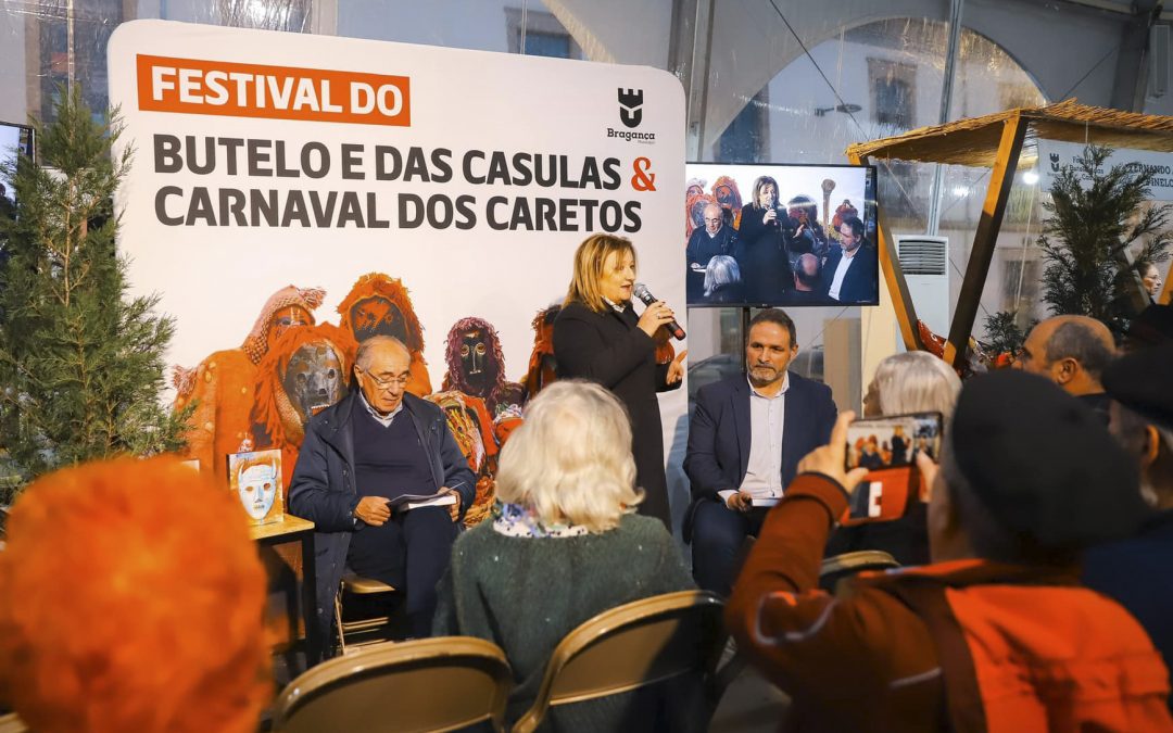 El libro de actas del congreso internacional de Carnaval se presentó en Bragança